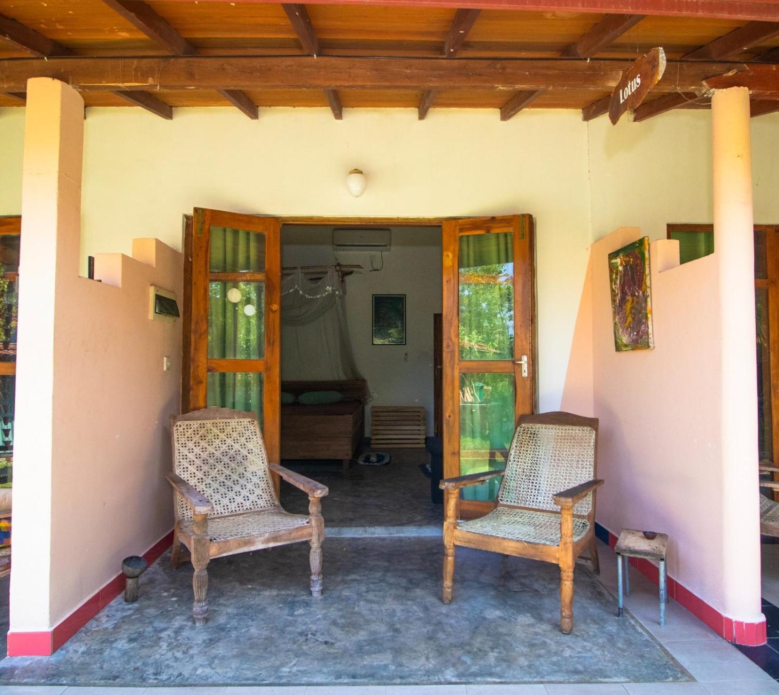 Hotel Hilltop Bungalow Mirissa Esterno foto